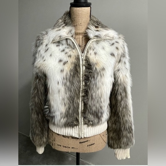 Victoria’s Secret Moda International Y2K Faux Fur Snow Leopard 🐆 Jacket XS - Picture 1 of 5